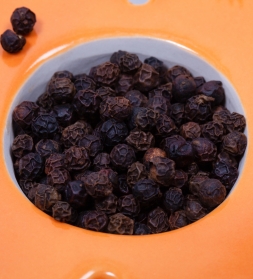 Must terapipar 100  g, mahe