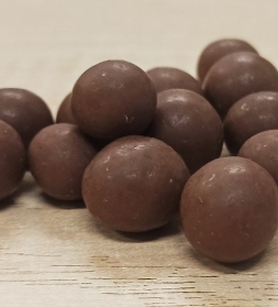 Röstitud sarapuupähklid šokolaadis 250g, mahe